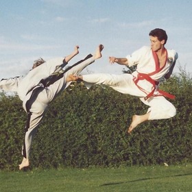 Stuart Holliday - Flying Side Kick